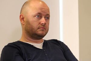 До ефірів за участю гостей на кшталт Портнова у мене лише одна вимога: дрючити їх по повній програмі. Якщо хард, то хард