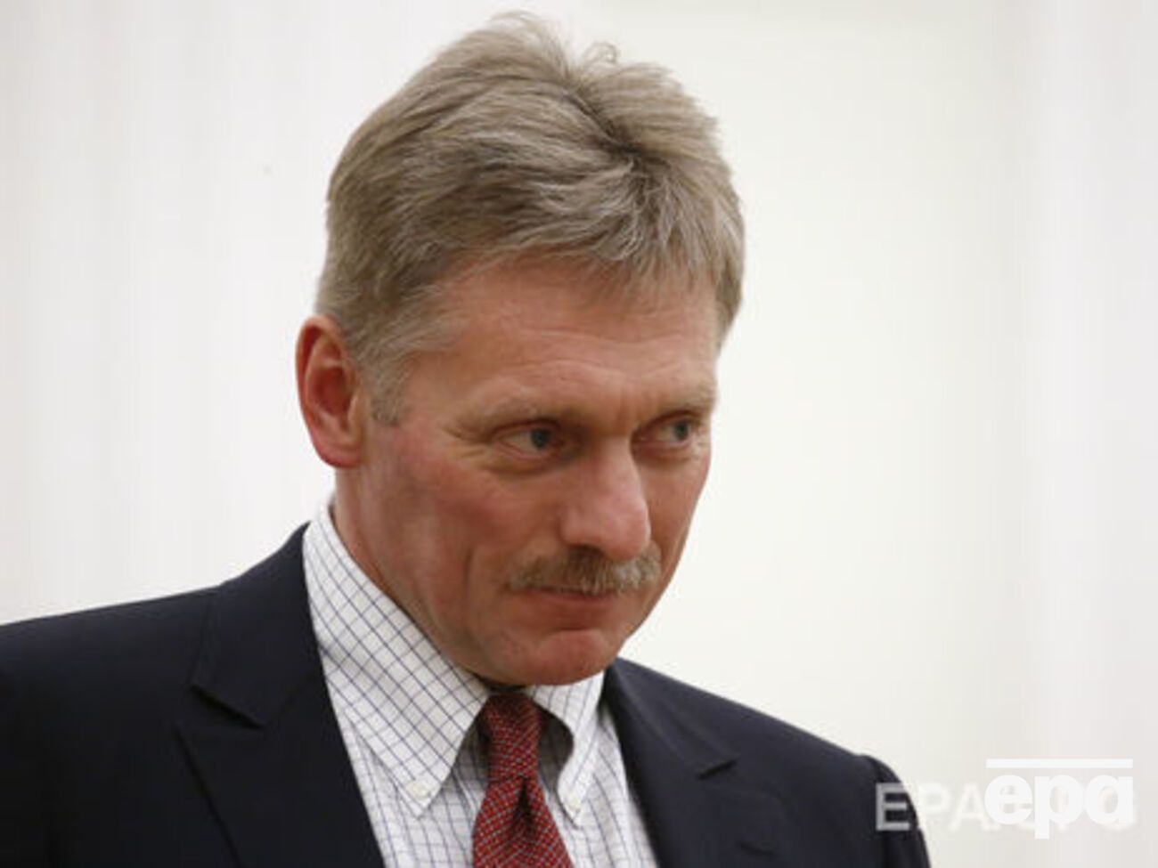 Пєсков заявив, що не знає, чи надсилали якісь папери дипломатичними каналами