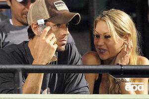 36-летняя Курникова и 42-летний Иглесиас вместе уже 16 лет