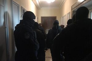 Попытки взять объект под контроль продолжались несколько часов