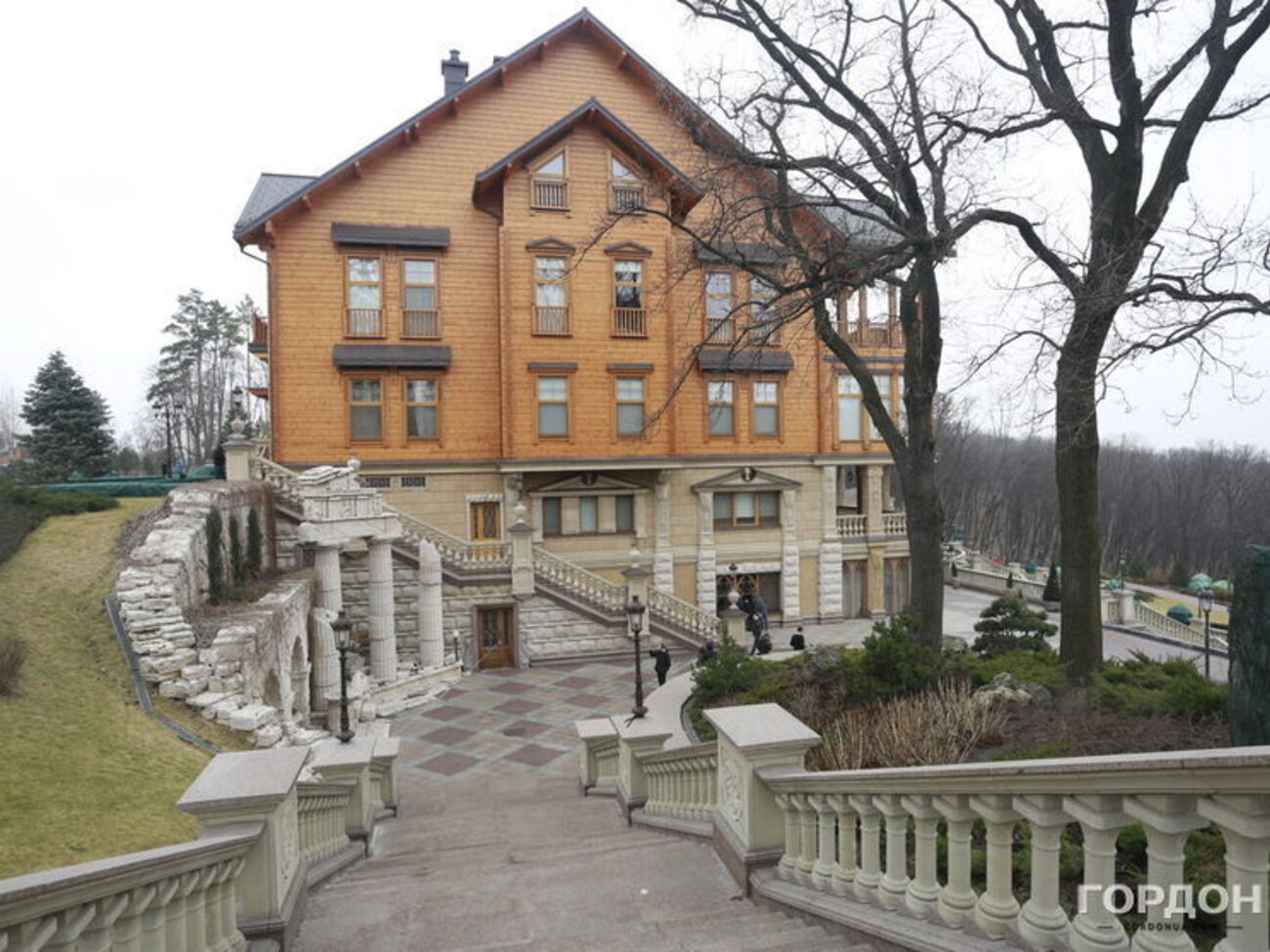 "Межигорье" было резиденцией Януковича