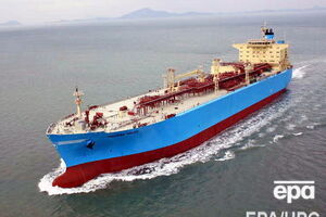 Представитель французской Engie заявил, что разворот судна был вызван плохой погодой