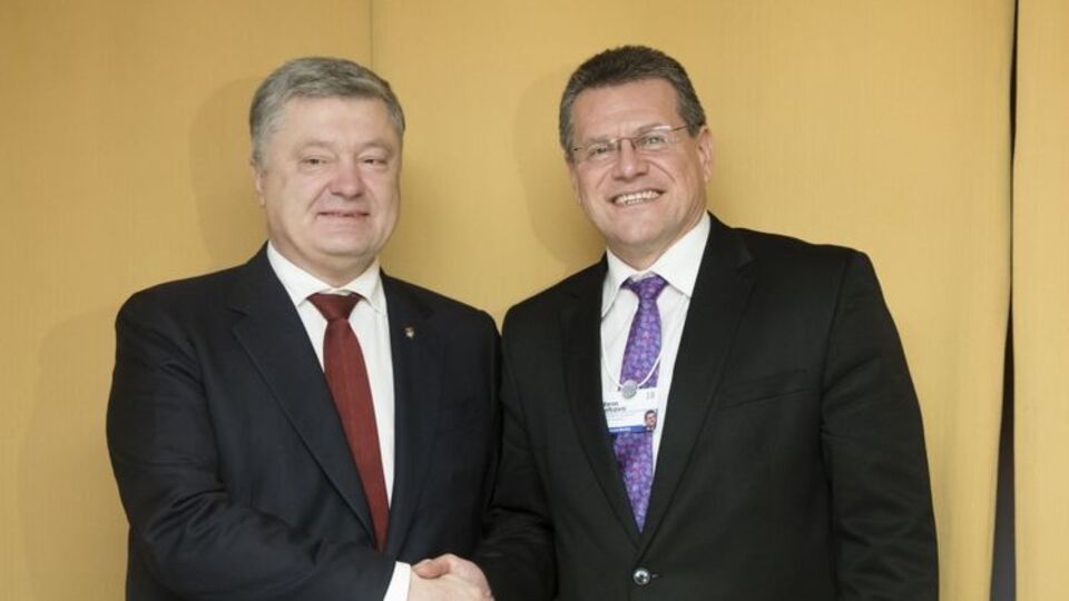 Порошенко подякував Шефчовичу за підтримку України