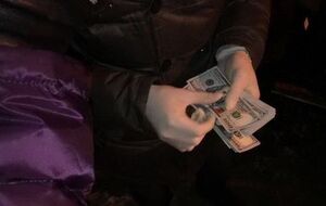 Деньги задержанный требовал у коллеги