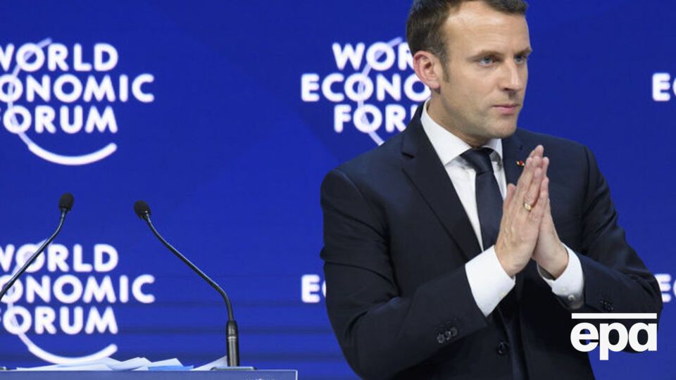 Макрон заявив, що Франція має стати прикладом у питанні боротьби зі зміною клімату