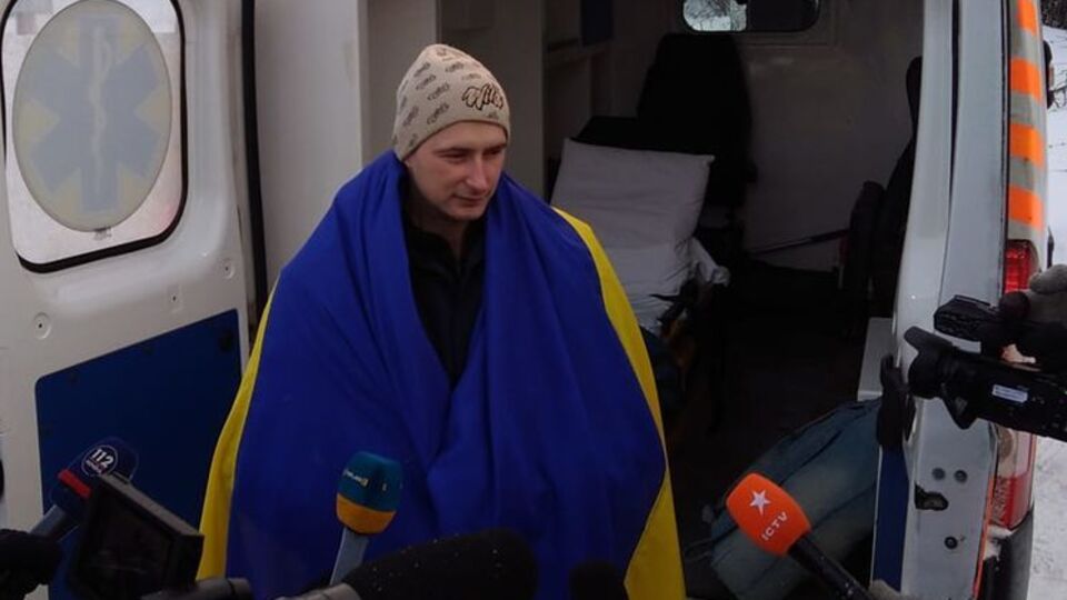 Савкова було контужено в бою