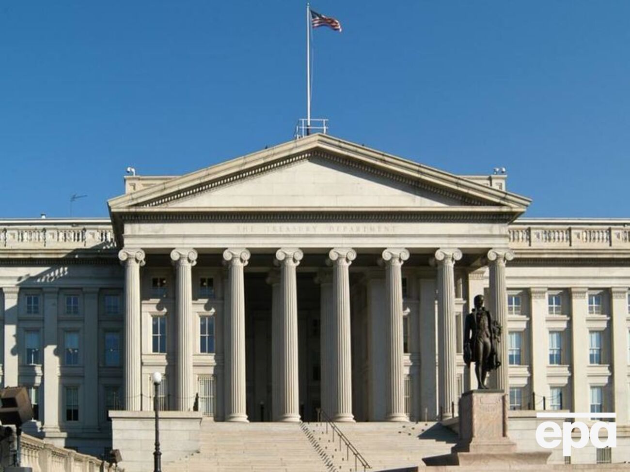 Минфин США заморозит счета подпавших под санкции физических и юридических лиц