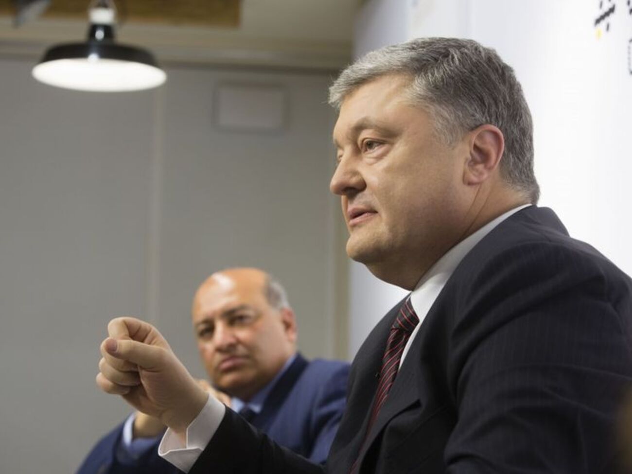 На думку Порошенка, інвестори вірять в успіх України