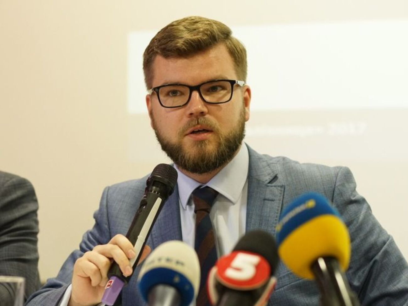 Кравцов: Два рази по 10%, щоб це було плавно і не так помітно для людей