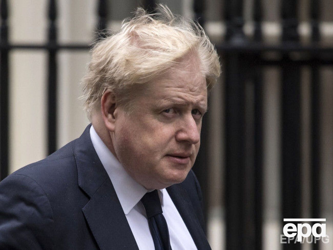 Джонсон заявил, что горд быть потомком Бишофф