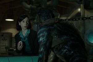 "Форма воды" рассказывает историю уборщицы, которая влюбляется в морское существо в секретной лаборатории