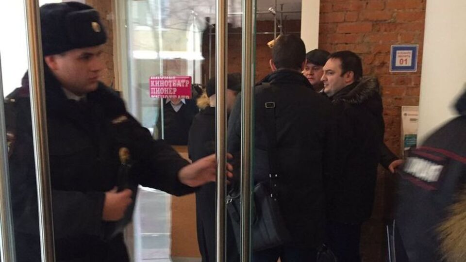 Поліція прийшла в кінотеатр "Піонер"