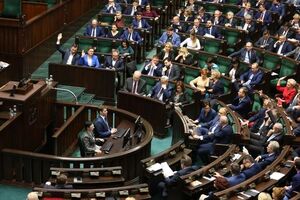 Поправки поддержали 279 из 414 депутатов Сейма