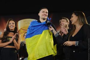 Александр Усик проведет второй бой во Всемирной боксерской суперсерии