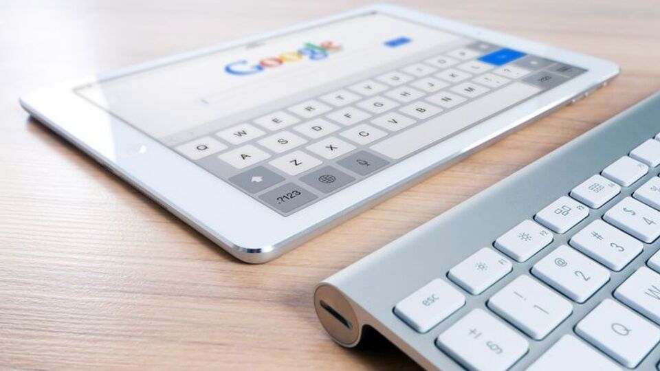 Google продовжить розробляти інструменти проти дезінформації
