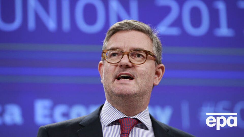 Кінг заявив, що російські військові, очевидно, "сприймають інтернет як нове поле бою, в якому дезінформацію використовують як зброю"