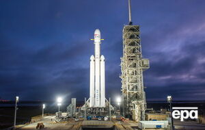 Сверхтяжелая ракета Falcon Heavy готова к запуску