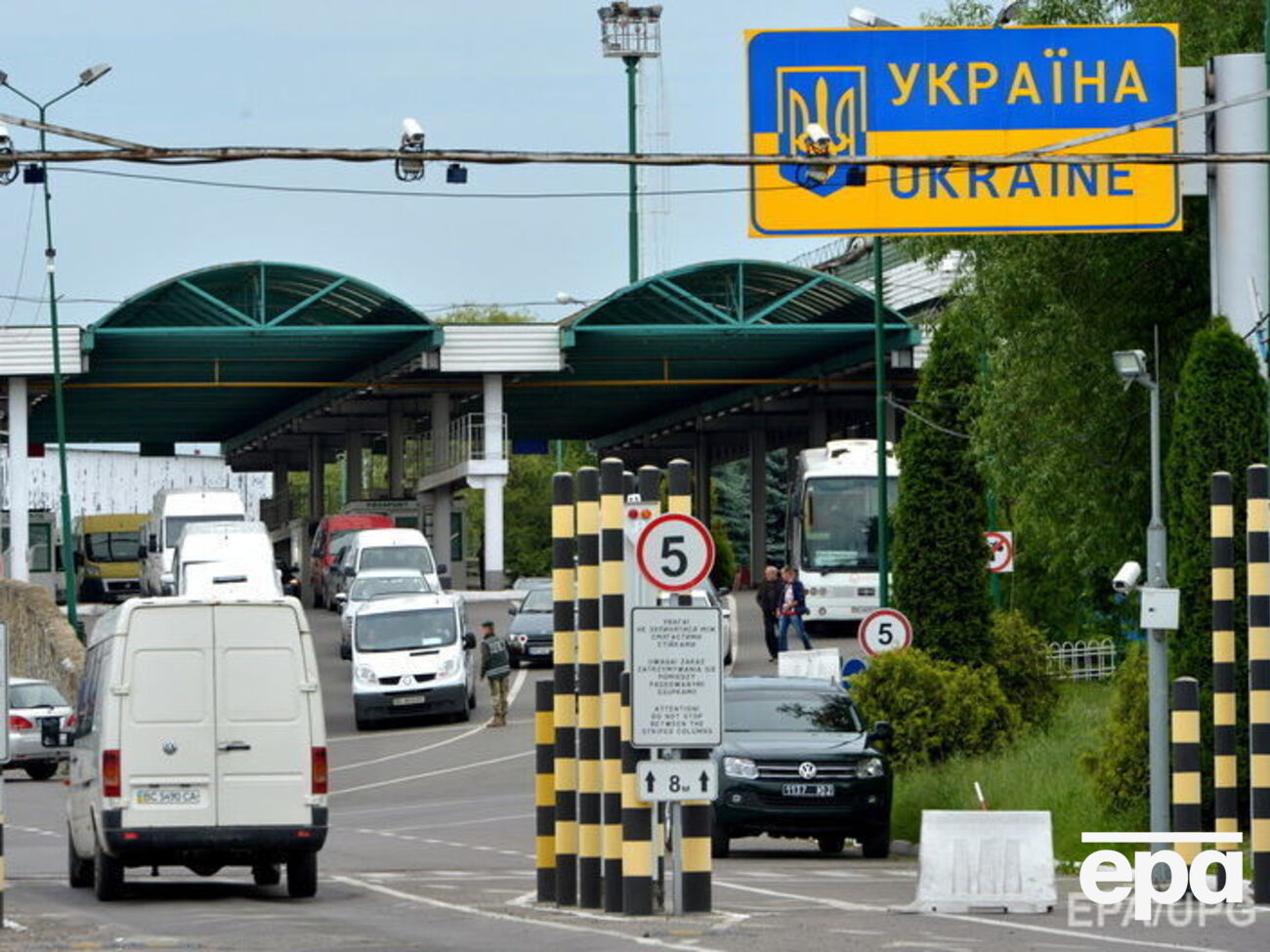 "Дзеркало тижня": Людська кровотеча набула масштабу загрози національній безпеці