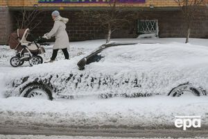 С оттепелью высыпанные на дороги Украины реагенты попадают в водоемы