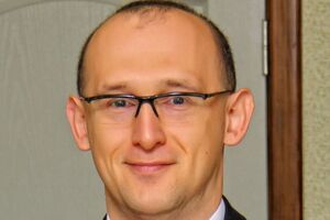 Юрій Корольчук: Ураховуючи, чия людина Кропачов (секрет Полішинеля), то ким із них пожертвують – здогадайтеся самі