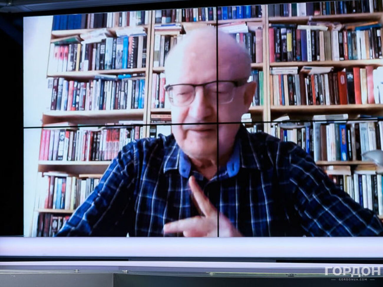 Пионтковский отметил, что первым о возможном убийстве Чуркина сообщило "Эхо Москвы"