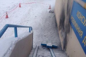 Женщине взрывом повредило один палец левой кисти, его не ампутировали