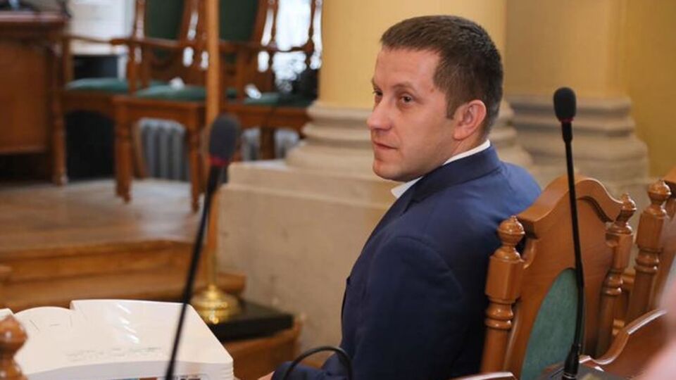 Жукровского уволили