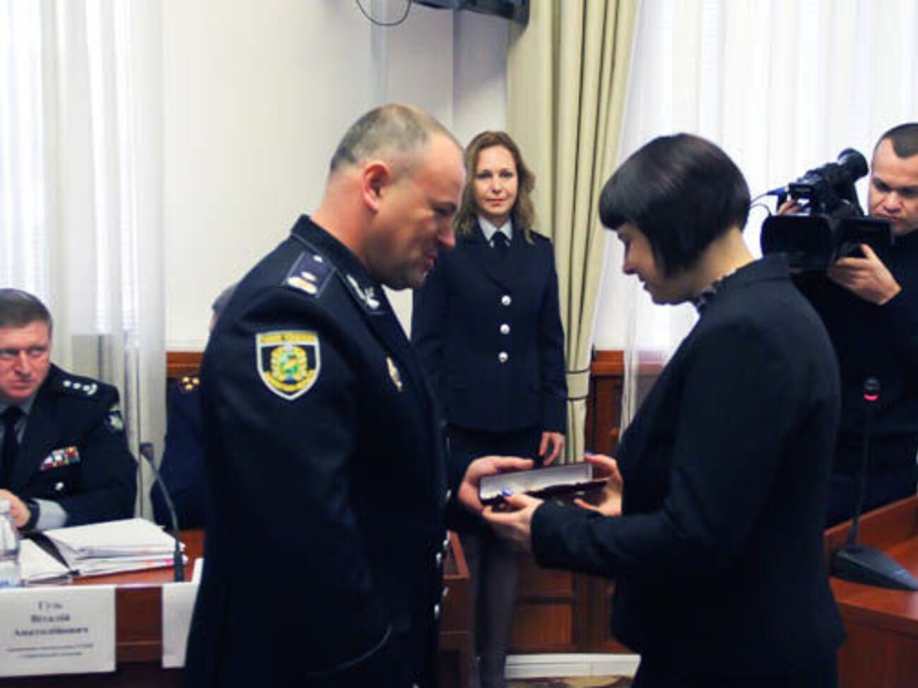 Сотрудникам "Укрпошти" вручили наградные часы