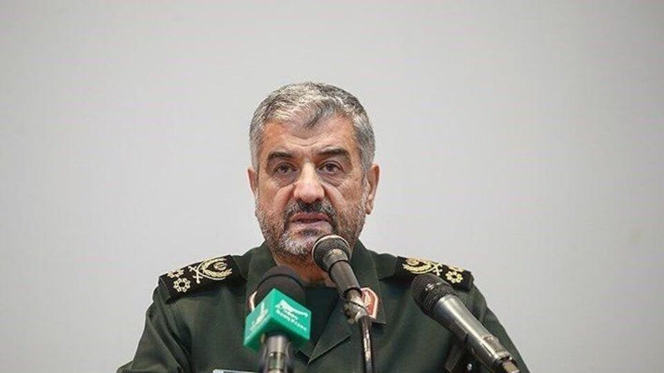 Мохаммад Алі Джафарі заявив, що слабкі угруповання терористів "навіть не посміють перетнути іранський кордон"