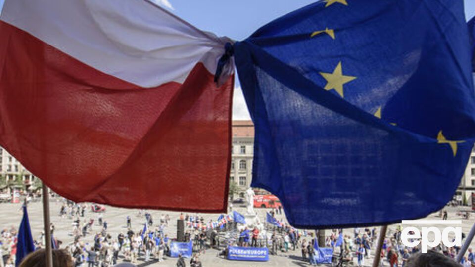 Власти Польши обвиняют в проведении несбалансированной судебной реформы
