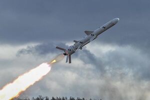 Турчинов: Ракетні комплекси такого класу є важливим фактором стримування агресора
