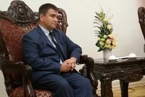 Климкин: Мы будем последовательно давить