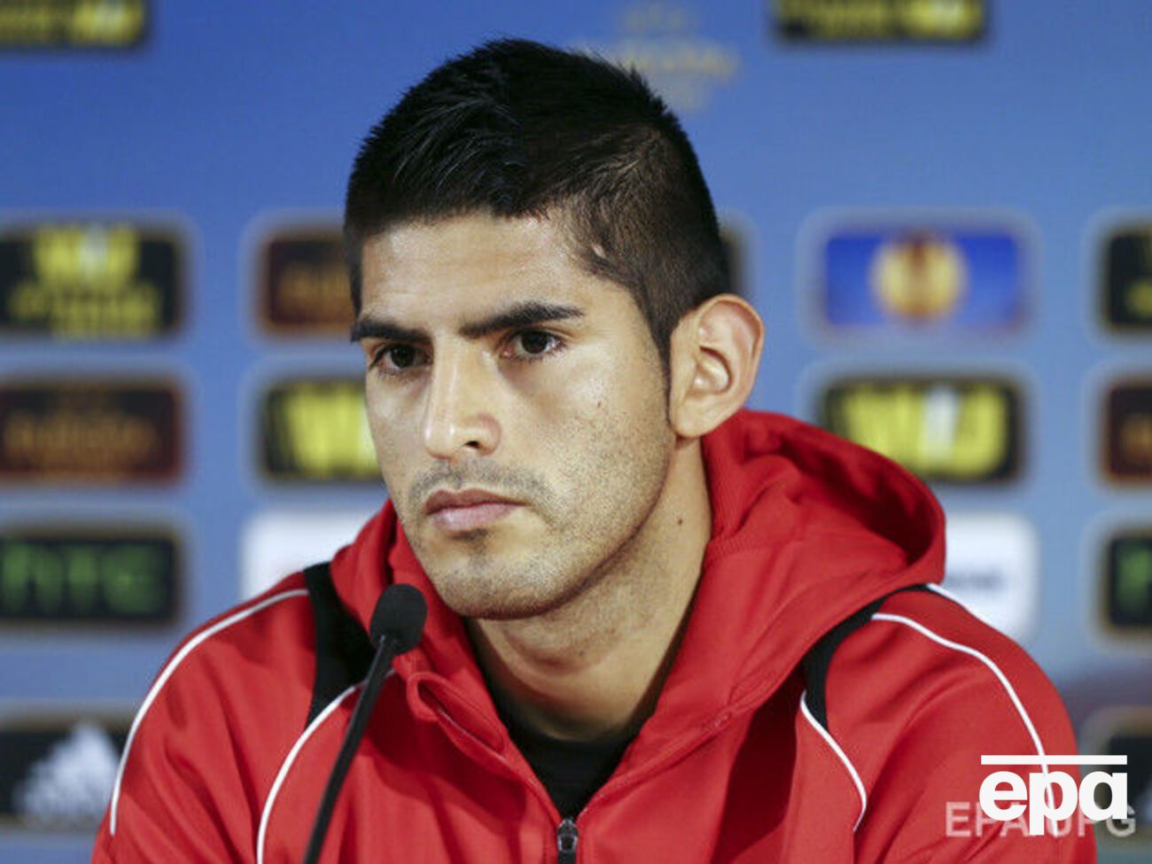 Самбрано провів 43 матчі за збірну Перу