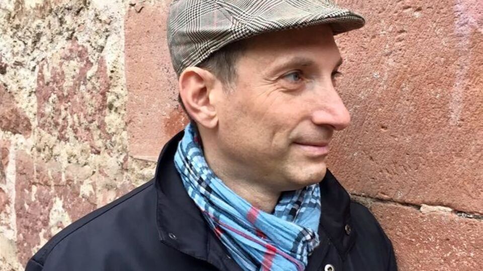 Портников: Одна частина грошей "Альфи" йшла на виробництво техніки, що вбивала українців, а інша – на брудні танці у Львові