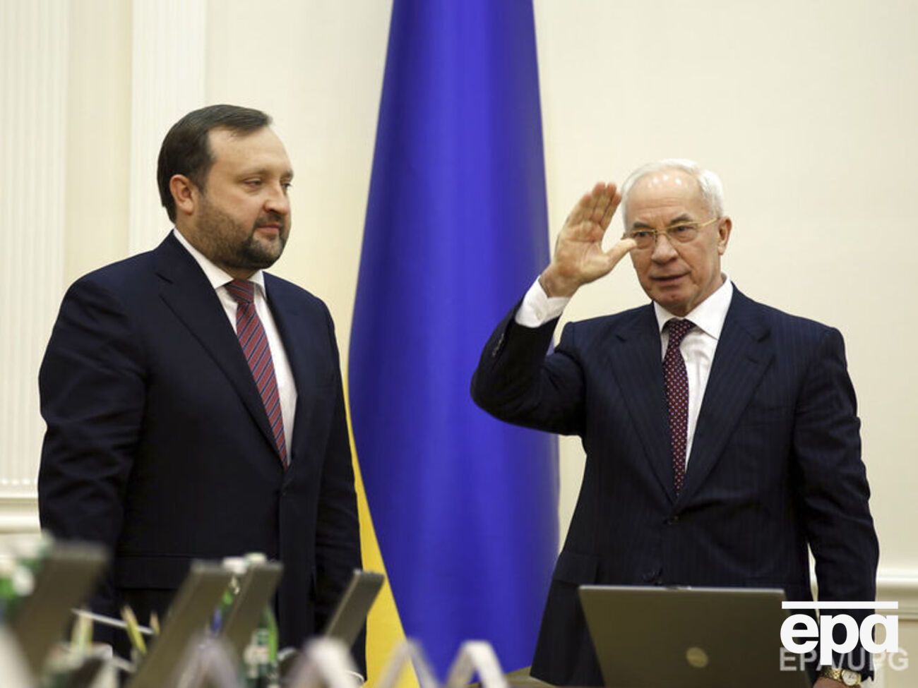 Арбузов та Азаров переховуються в Росії