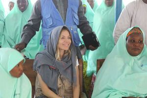 Миллер является послом Международного медицинского корпуса с 2009 года