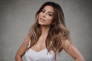 Ані Лорак: Трохи сонця перед концертами і головною подією року – шоу "Діва"