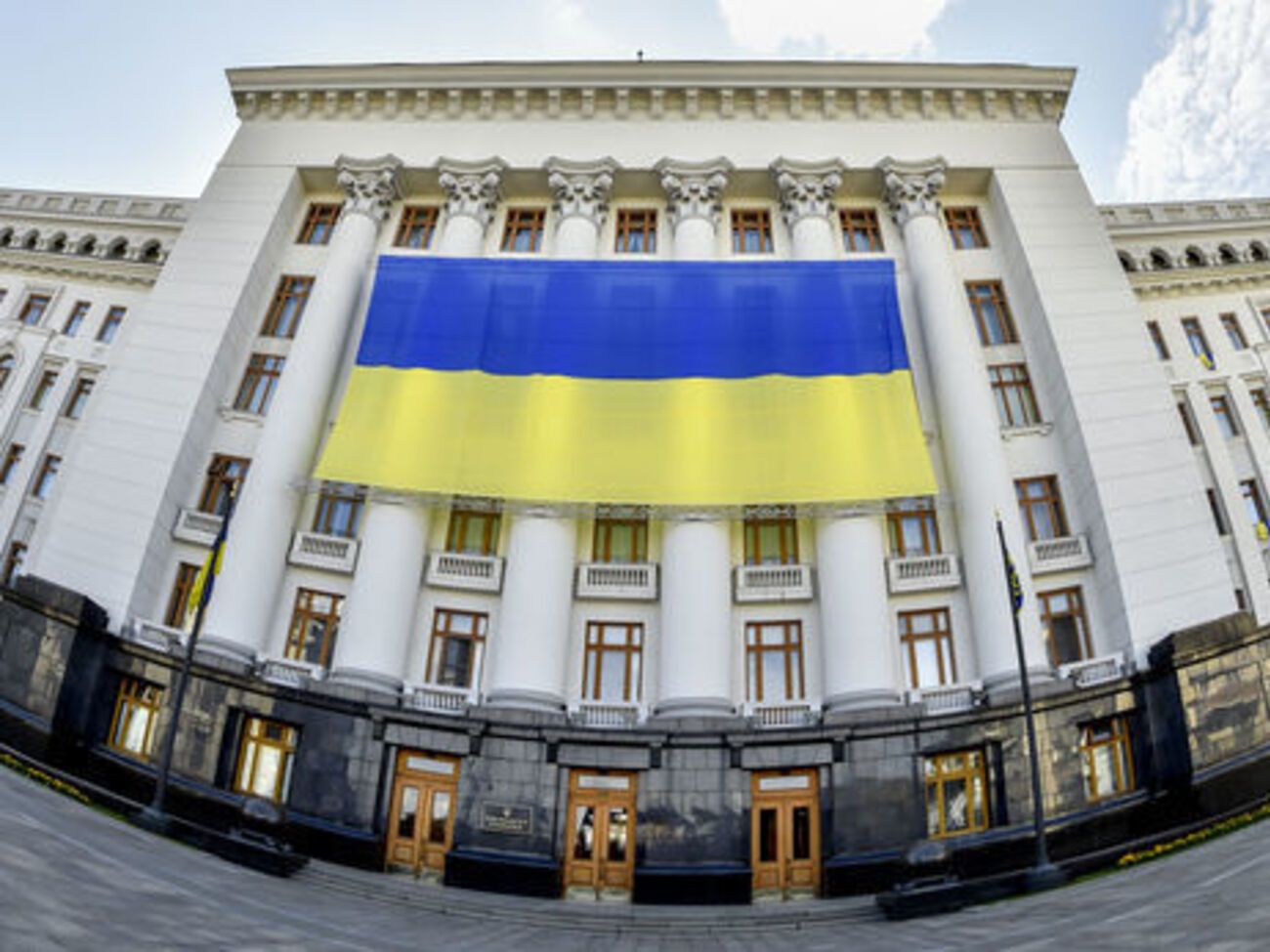 У держбюджеті-2018 збільшили фінансування Адміністрації Президента