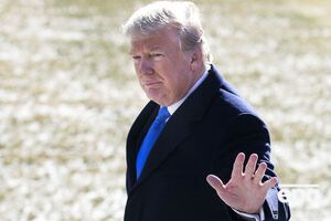 Трамп: СМИ, распространяющие фейковые новости, без разбору атакуют по всем возможным фронтам