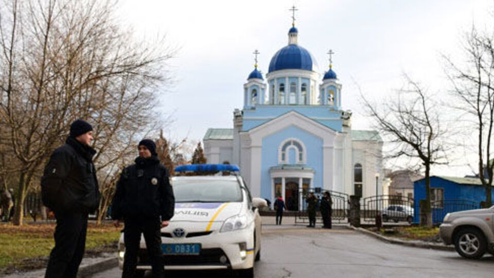 Серед поліцейських будуть вибухотехніки та кінологи