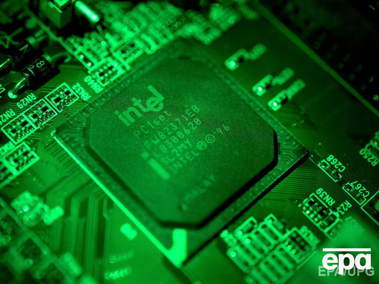 В Intel заявили, что работают над исправлением ситуации с безопасностью