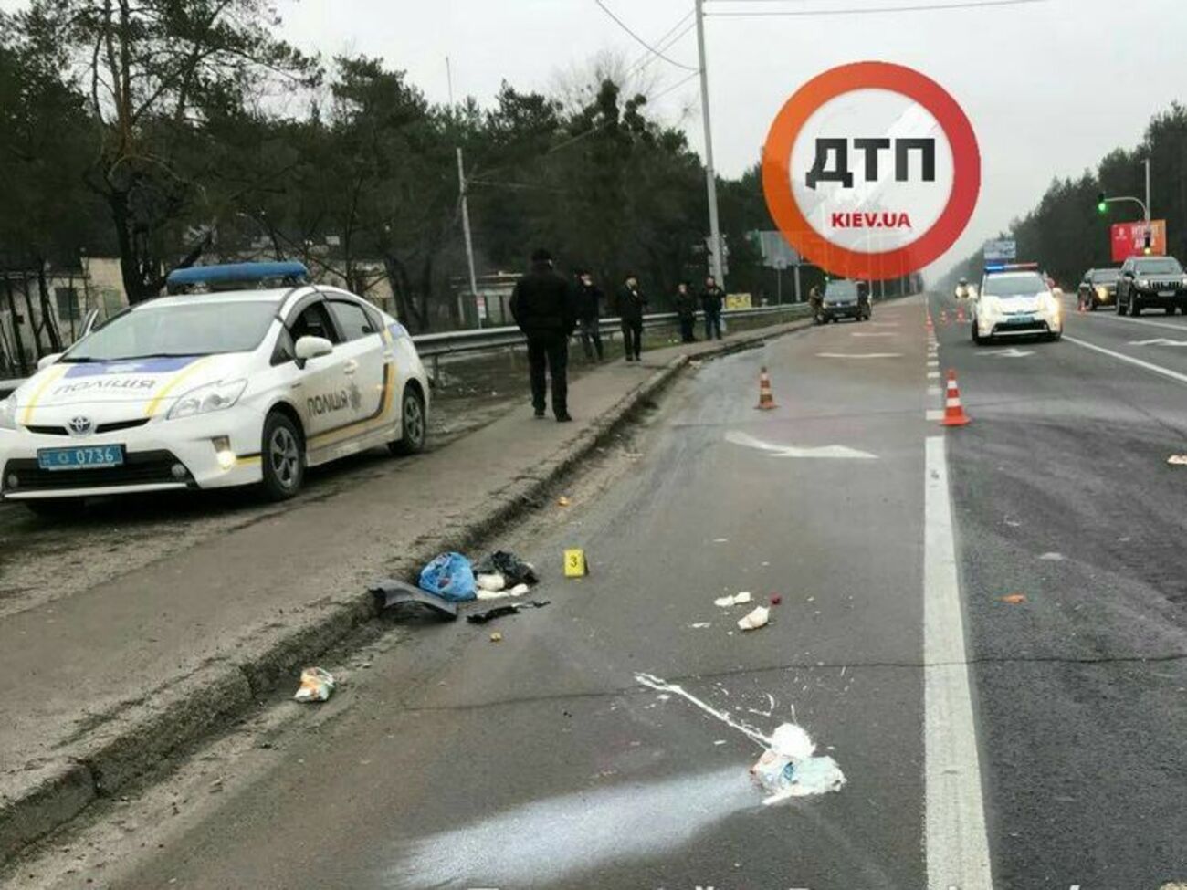 Возможно, автомобиль "протащил" женщину под колесами, отмечают в dtp.kiev.ua