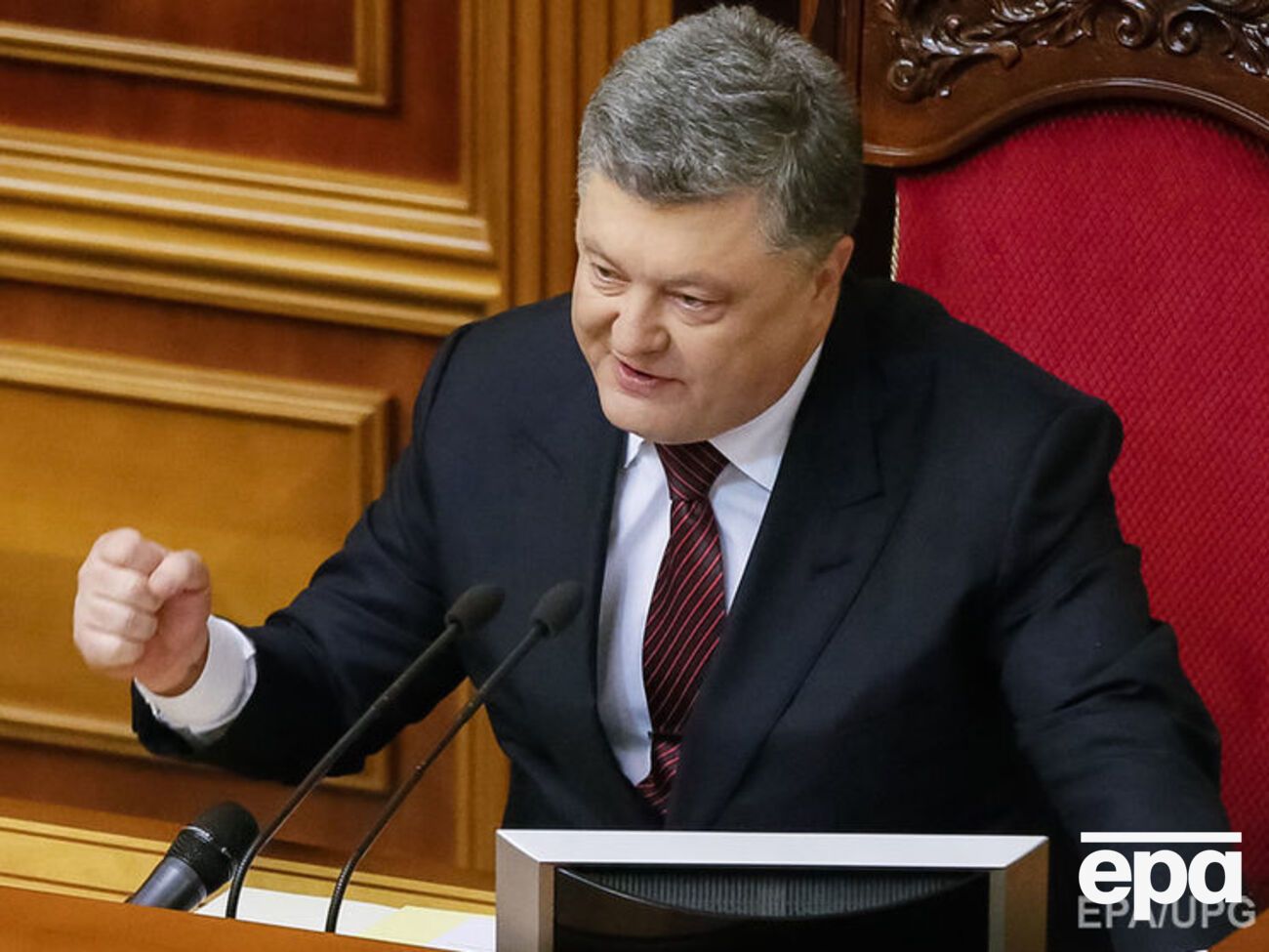 Порошенко: Давление на НАБУ неприемлимо как со стороны политического истеблишмента, так и со стороны группы поддержки этого органа