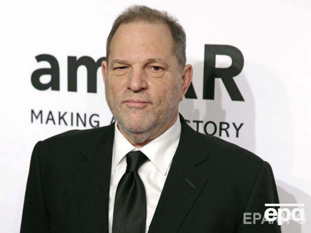 Адвокат актрисы подал в суд на Вайнштейна