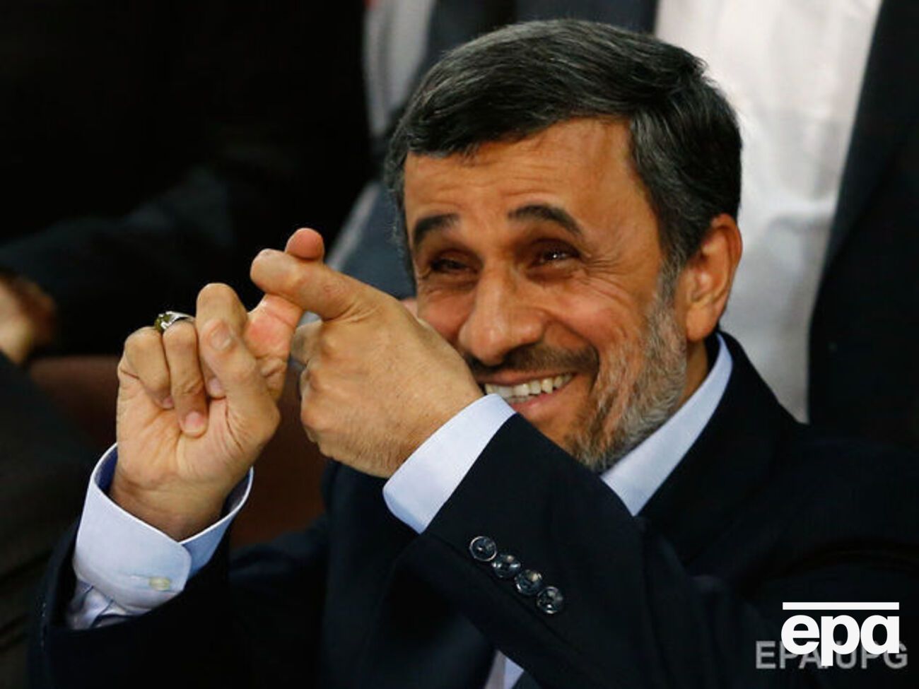 Ордер на арест Ахмадинежада, по данным СМИ, выдан с одобрения высшего руководителя Ирана