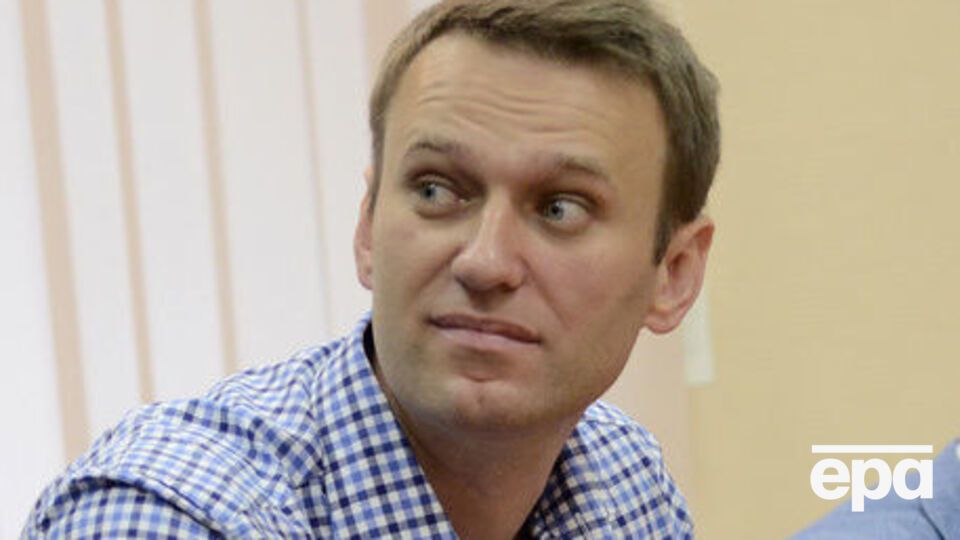 Навальный сейчас находится в Санкт-Петербурге