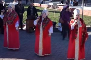 Виконавцям дали заспівати тільки дві українські колядки