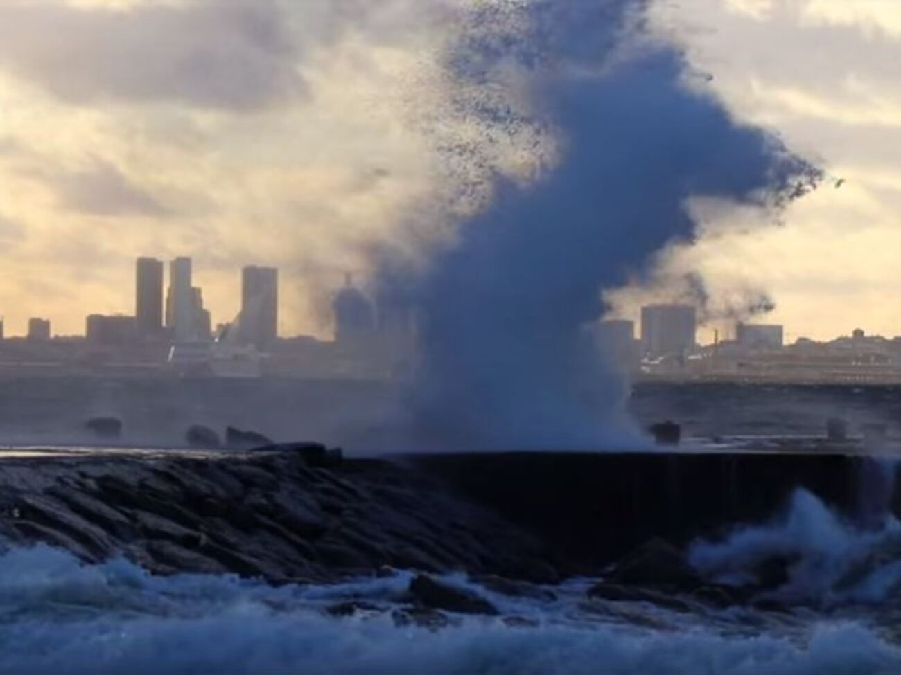По всей Эстонии объявлено штормовое предупреждение
