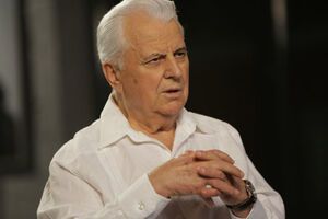 Кравчук: Треба "пришити ноги" до реформ