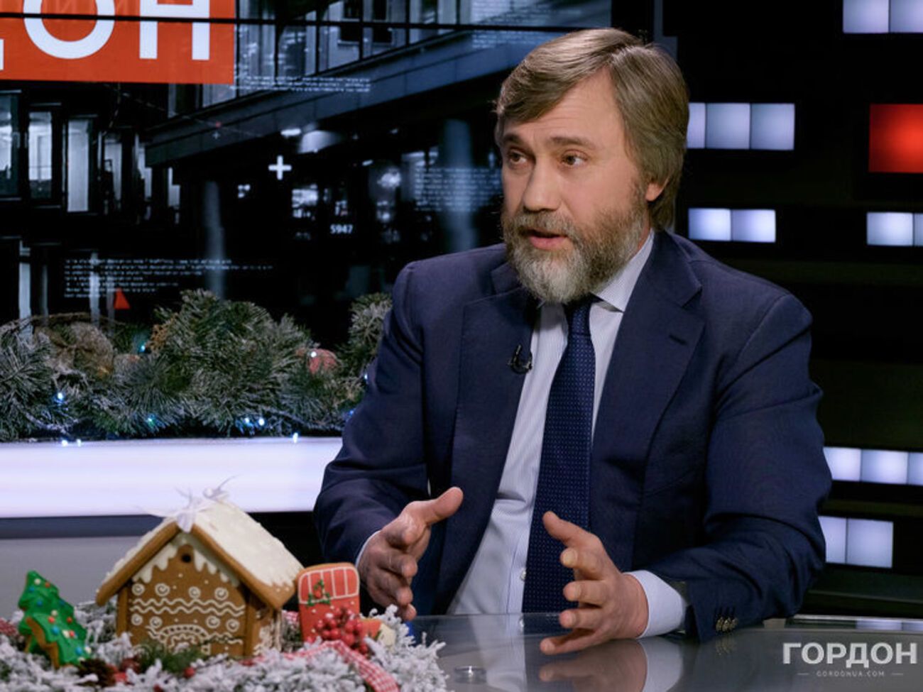 Новинський: Мені б дуже хотілося, щоб у новому році було досягнуто миру, припинився міжусобний братовбивчий конфлікт на південному сході України і люди зітхнули спокійно